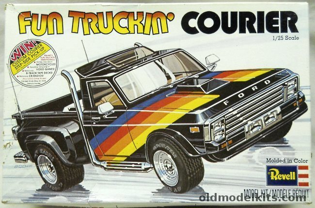 Revell 1/25 Ford Fun Trucker Courier Pickup, H1302 plastic model kit